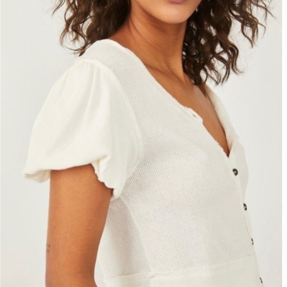 🔥NWT 🔥Free 🔥people 🔥cropped top